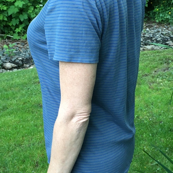 Calvin Klein Short Sleeve - Picture 4 of 4